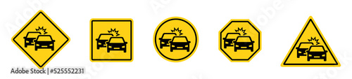 Car crash icon. Car accident icon, vector illustration