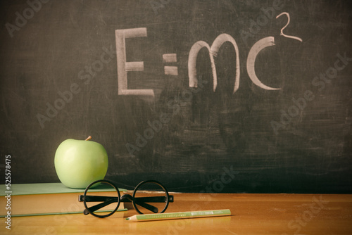 Obraz w ramie Equation E=mc2 handwritten on blackboard