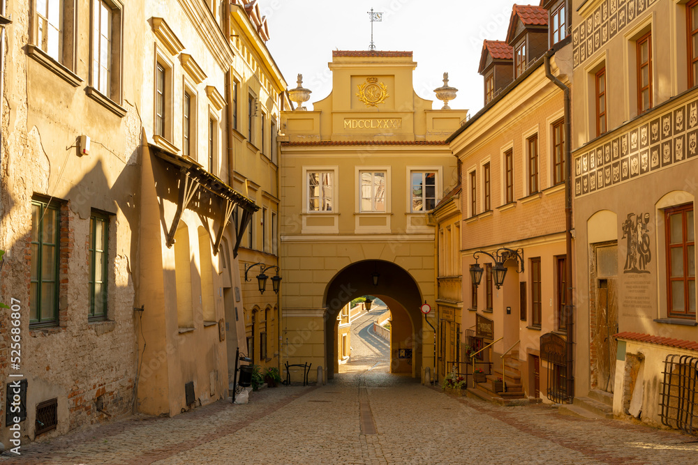 Lublin, Lubelskie Voivodeship / Poland - July 10 2022: lublin town gate, royal route, europe, poland. - obrazy, fototapety, plakaty 