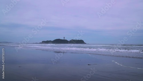 湘南 鵠沼海岸からの江ノ島 photo