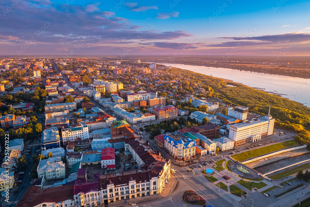 Obraz premium Panorama city Tomsk and Tom River sunset day summer. Aerial top view
