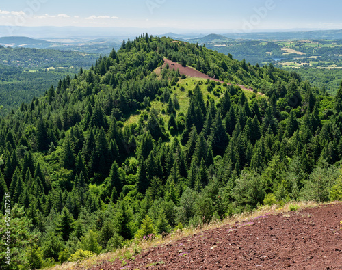 Puy de la Vache seen from the summit of Puy de Lassolas. Both volcanoes' summits can be reached on a loop trail from the car park.