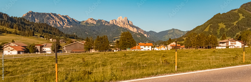 Obraz premium Beautiful alpine summer view at the famous Tannheimer Tal valley, Tannheim, Tyrol, Austria