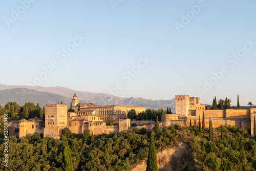 Vistas de la Alhambra al atardecer  Granada  Espa  a
