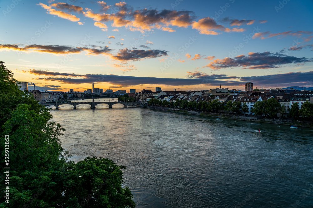 Basel Rhein Sonnenuntergang