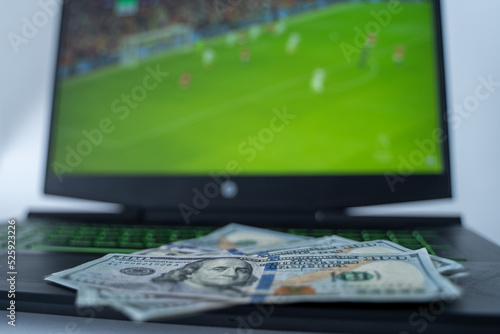 Football Betting and Money on Computer