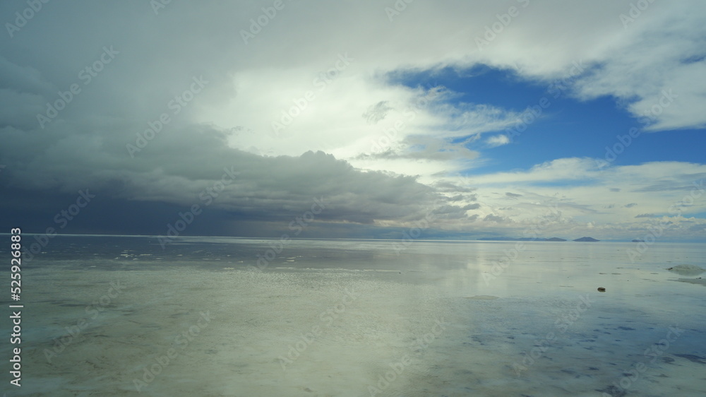 Obraz premium clouds over the sea