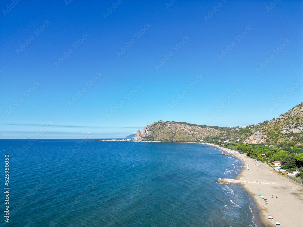 spiagge viste dal drone