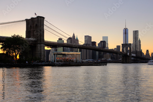Brooklyn bridge and NYC skyline, New York City, USA © Massimo Pizzotti