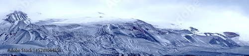 Photo Panorama of snow covered mountains at Deception Island, Antarctica