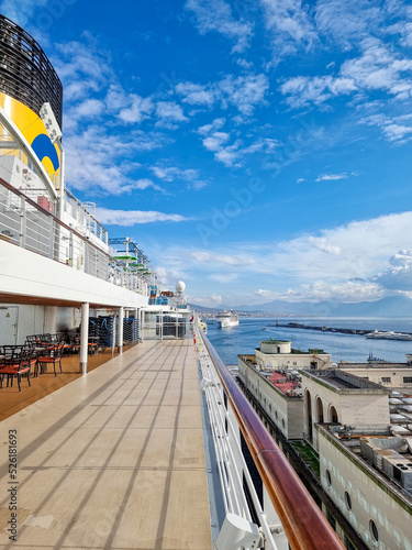 Vista del porto di Napoli photo