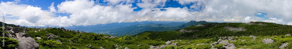 	北八ヶ岳　中山山頂展望台からの絶景　長野県　日本