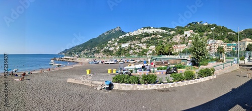 Vietri sul Mare - Foto panoramica dalla spiaggia libera sul Lungomare Petrarca photo