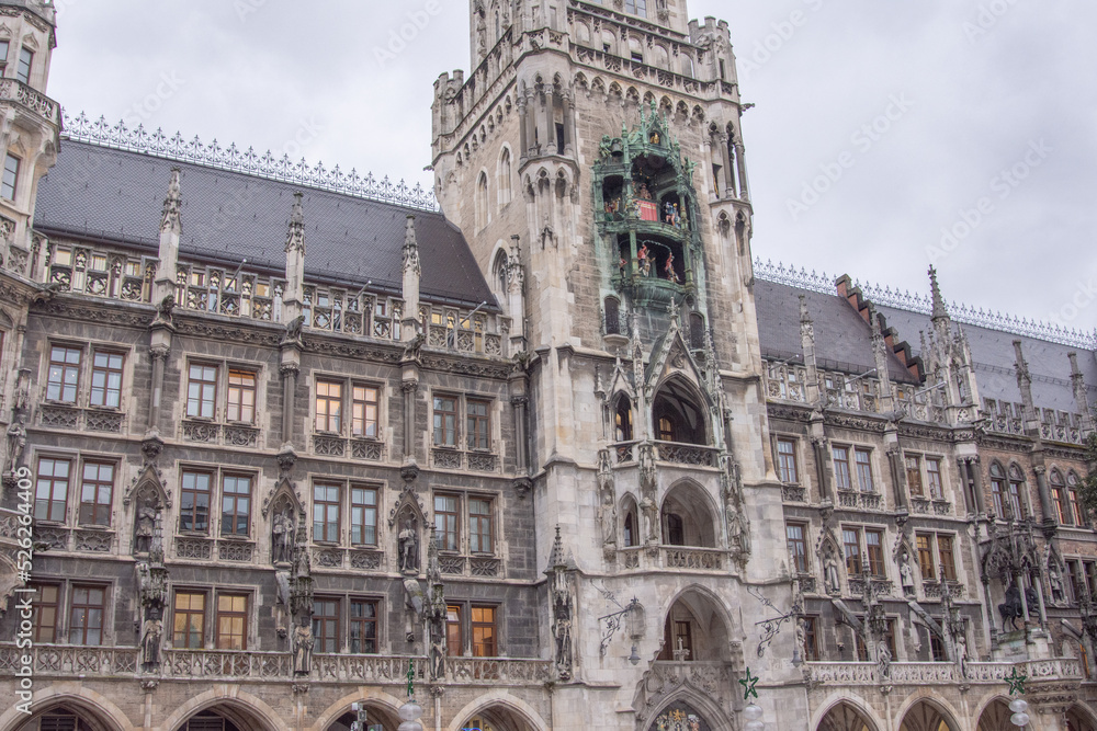 München- Glockenspiel im Rathausturm