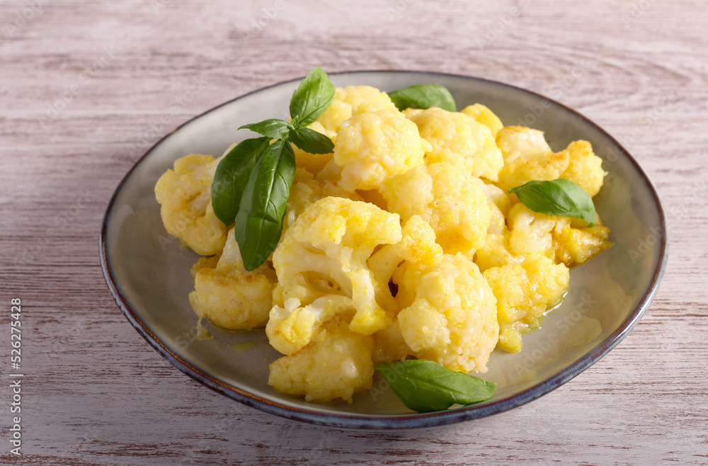 Spicy cauliflower with cheese Spicy cauliflower with cheese