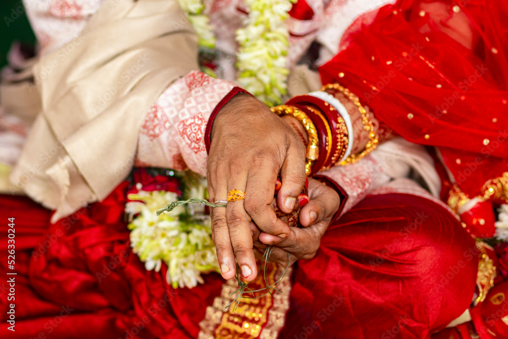 indian Wedding Couple promise hand