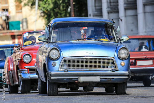 Wundersch  ner Oldtimer auf Kuba  Karibik 