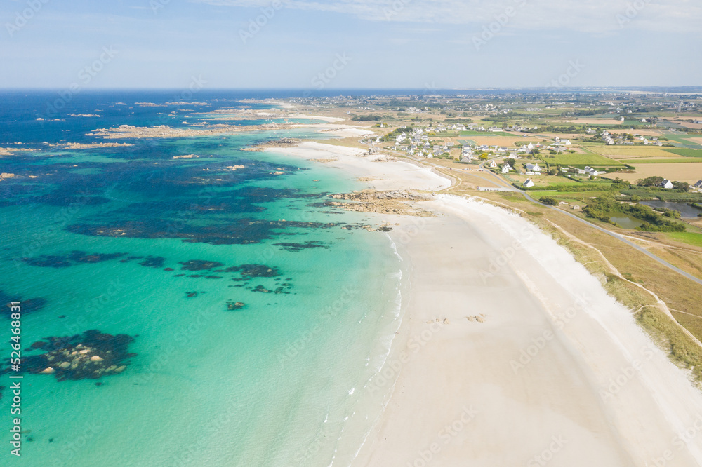 Vue aérienne du littoral de la cote des légendes dans le Finistère nord en région Bretagne Vue aérienne du littoral de la cote des légendes dans le Finistère nord en région Bretagne