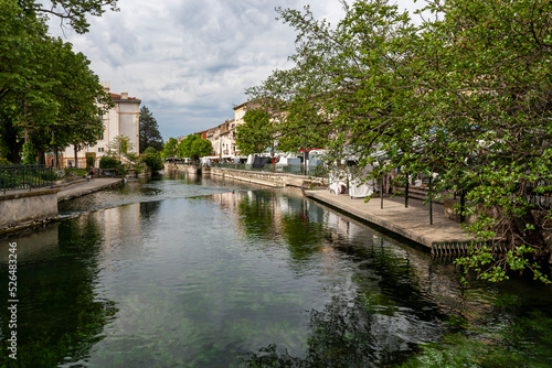 View of the Fontaine-de-Vaucluse village in Provence region, France © Antonio