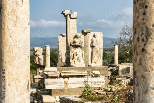 Fotótapéta Beautiful view of ancient pillars in the ruins Ephesus, Turkey