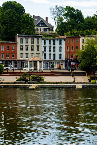 Obraz na płótnie Kingston, NY – USA – Aug 2, 2022 Vertical view of the shops, restaurants and small businesses that line West Strand Street in the historic Rondout district in Kingston NY. w salonie