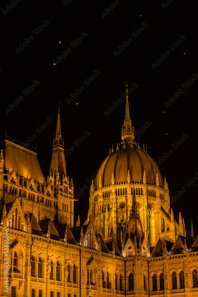 Parliament building in Budapest at night