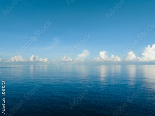 Blue sky and the sea with perfect reflection
