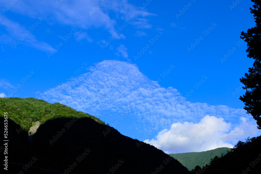 富士山の形をした雲。 富士山の形をした雲。