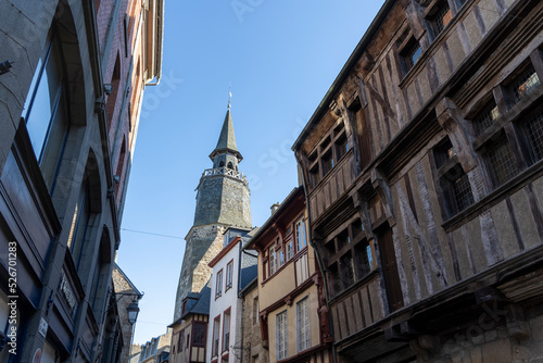 Commune de dinan dans le département des Côtes-d'Armor en région Bretagne de style médiéval 