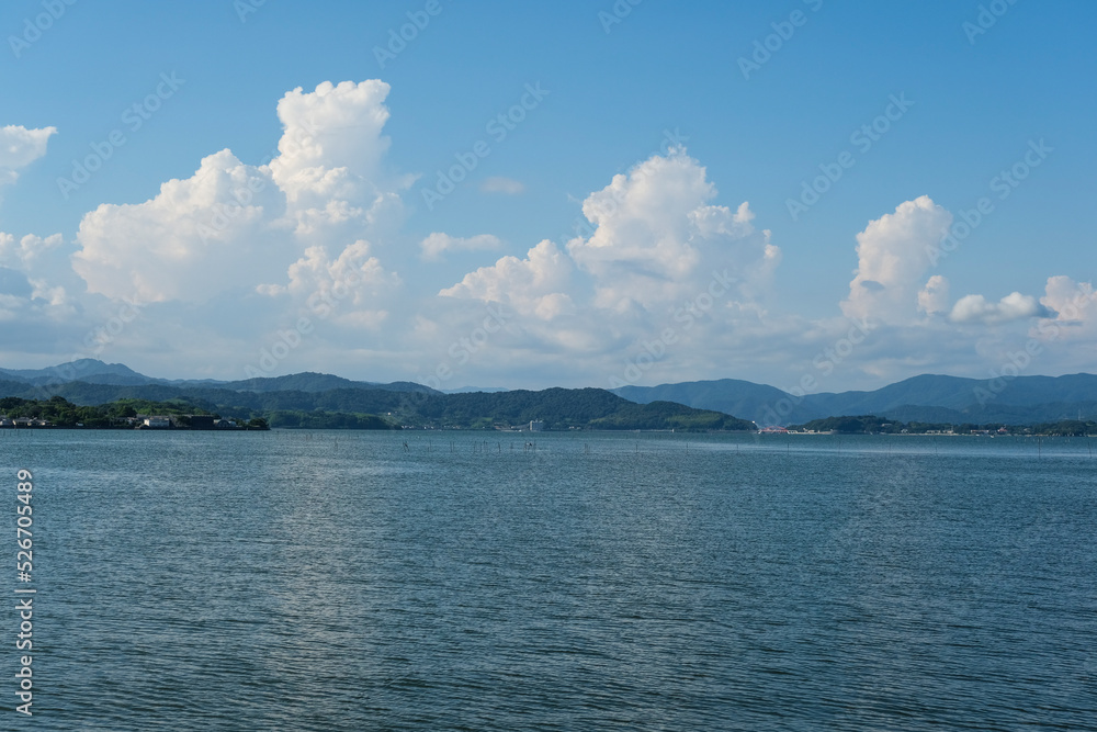 積乱雲が湧く夏の浜名湖 積乱雲が湧く夏の浜名湖