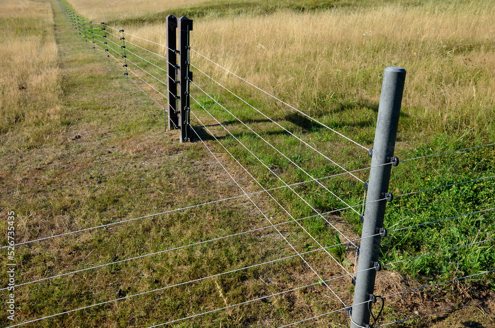 Foto de fencing with barrierfree access for seniors and the immobile