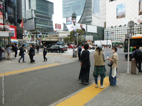 休日の渋谷駅近辺スクランブル交差点