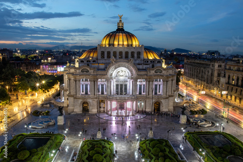 Palace of Fine Arts in Mexico City, one of the icons of the city's architecture