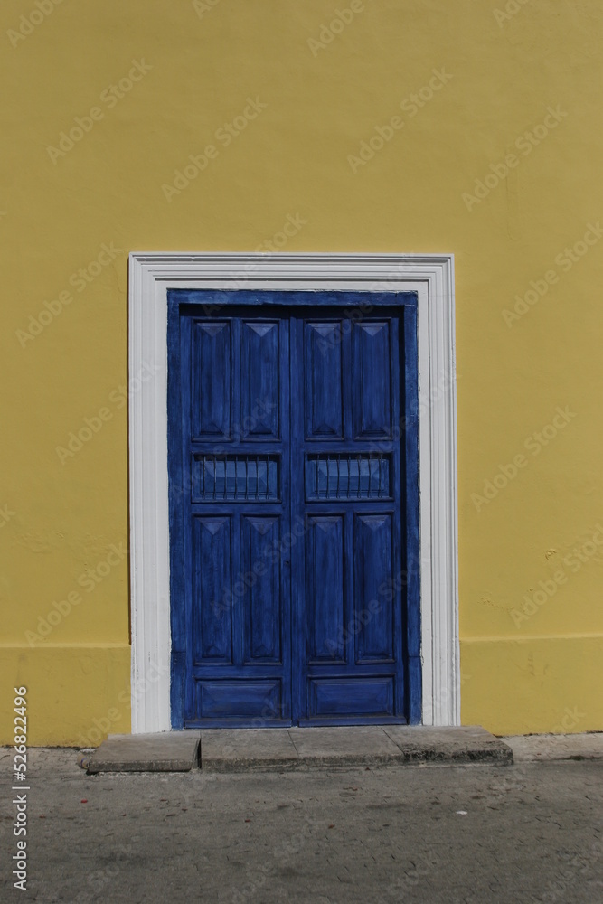 Fototapeta premium Puerta Azul
