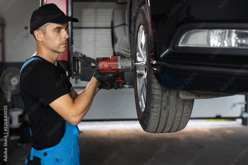To Repair Assembly or dismantling of the wheels in the workshop. repair and ...
