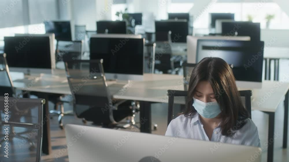 Pro At Using Computers Professional Creative Woman with Mask Sitting At His Desk In Home ...
