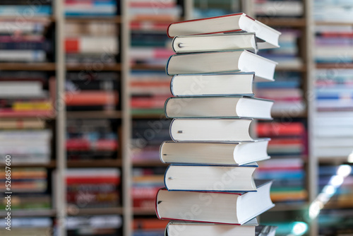 Принти на полотні Bookshelf