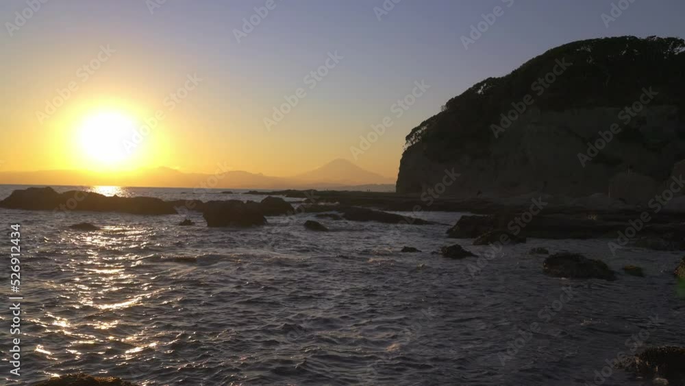 江ノ島南側の風景と富士山 江ノ島南側の風景と富士山
