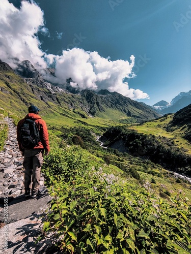 trekiing in unesco world heritage site valley of flowers national park chamoli uttarakhand