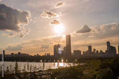 the beautiful sunset of the Han River in Seoul
