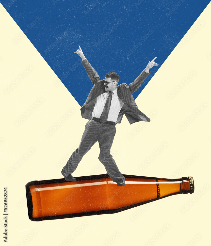 Foto De Excited Man Dancing On Giant Beer Bottle Contemporary Art Foto de excited man dancing on giant beer bottle contemporary art