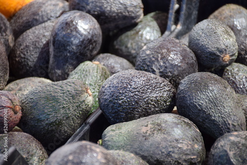 Aguacates maduros para su consumo.