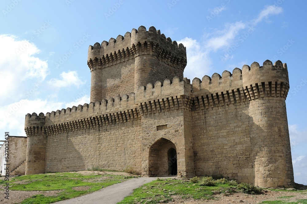 Ramana Castle was built in the 13th century during the Great Selcuk period. The castle is located in the outskirts of Baku.