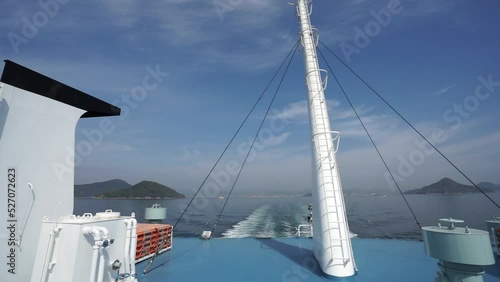 広島県、フェリーの中からの景色　Hiroshima Prefecture, view from inside the ferry