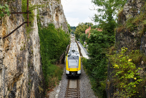 Zugfahrt durch das Obere Donautal in die Stadt Sigmaringen. 
Train ride through the Upper Danube Valley to the town of Sigmaringen.

