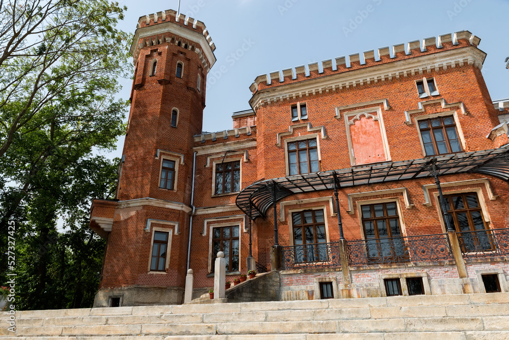 Ramon, Voronezh Region,  Palace. The palace complex of the Oldenburgskys. This is the only place of residence of royal persons in the Chernozem region.