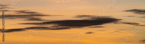 Fototapeta Naklejka Na Ścianę i Meble -  The sunset is graded in the sky, with breathtaking blue to orange reds.