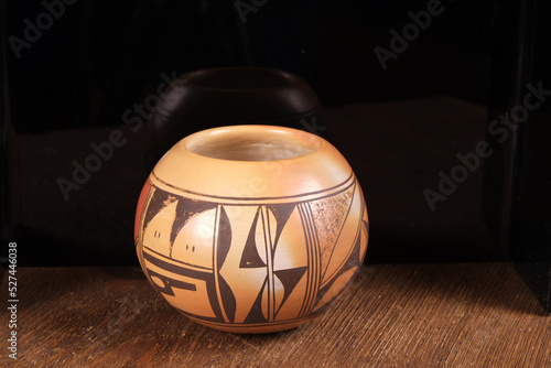 Cuadro en lienzo Hopi pottery handmade and hand painted