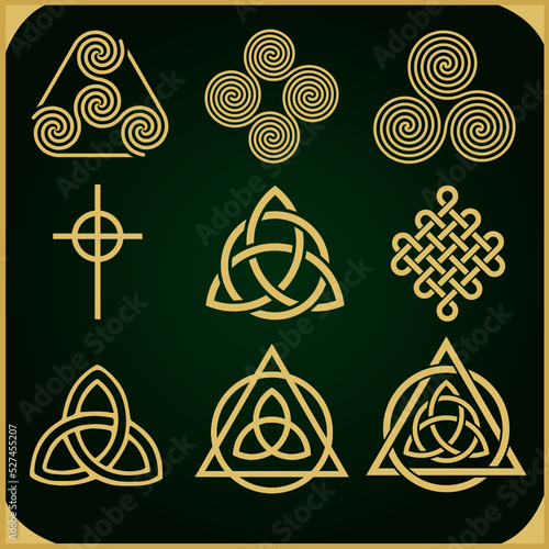 Celtic cross, triquetas and triples spirals