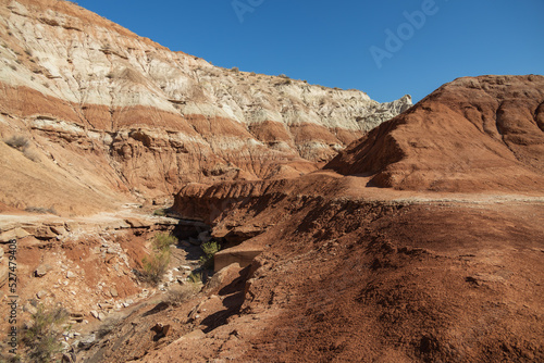 Red and white sandstone rock formations in Arizona 